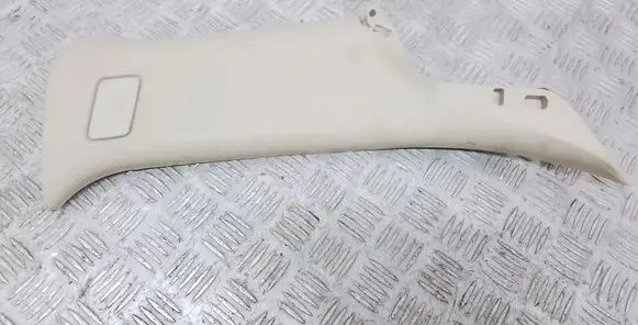 Volvo V70 (D)pillar trim (top) ETRBA