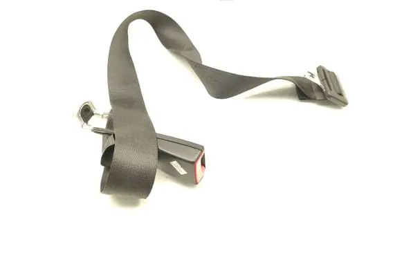 Mercedes-Benz C AMG W202 Middle seatbelt buckle (rear) 560312602