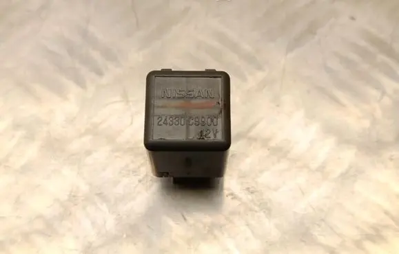Renault Kadjar Other relay 24330C9900