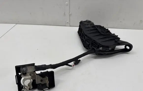 Mercedes-Benz EQA Negative earth cable (battery) 