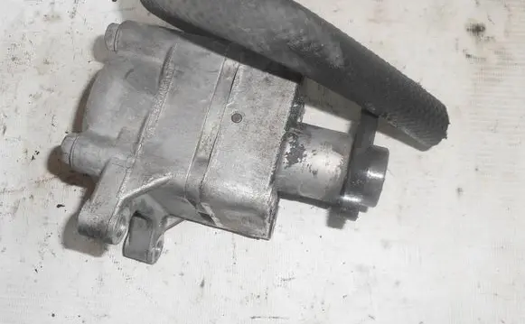 BMW 3 E46 Power steering pump 7613955116