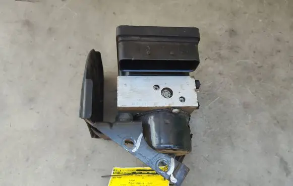Ford Galaxy ABS Pump 7M3907379D 7M3614111N 5WK84012