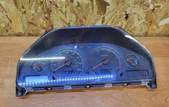 Volvo XC90 Speedometer (instrument cluster) 30746111 8602891 69594850T