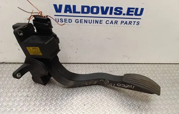Iveco Daily 4th gen Accelerator throttle pedal 0281002632 504001734 109502535