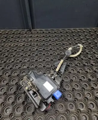 Front door lock