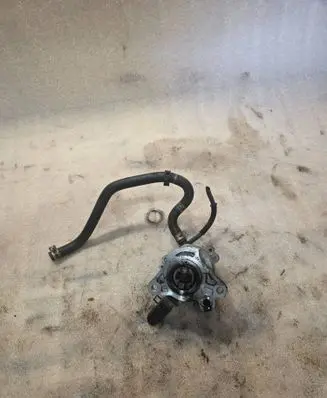 Toyota RAV 4 (XA20) Vacuum pump 2930027020 08100042740