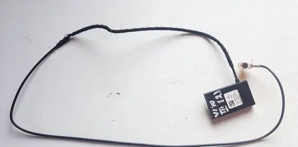 Mercedes-Benz V Class W447 Aerial GPS antenna A1729057400