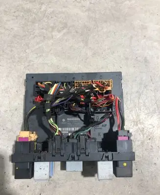 Volkswagen PASSAT CC Comfort/convenience module 3C8937049E