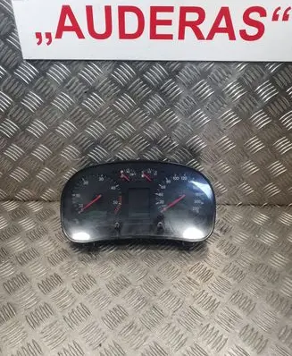 Volkswagen Golf IV Speedometer (instrument cluster) 1J0920805F 110900231922 VWZ7Z0Y2808172
