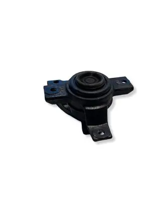 Hyundai Santa Fe Engine mount bracket 