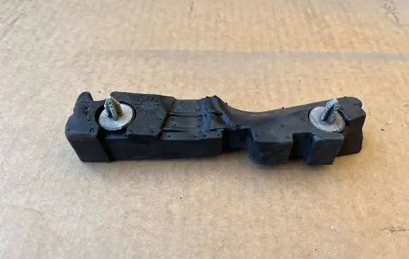 Audi A6 S6 C8 4K Wiper trim 4K8807252