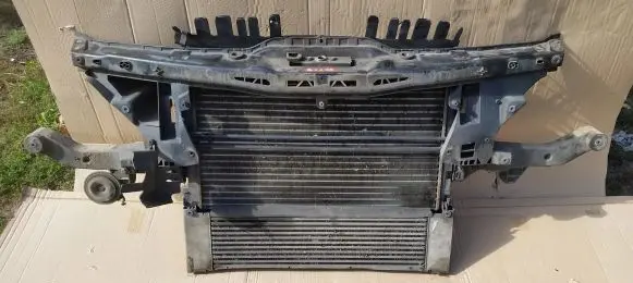 Mercedes-Benz Vito Viano W639 Radiator support slam panel