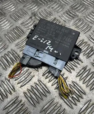 Mercedes-Benz E W212 Parking PDC control unit/module A0009004404 306345