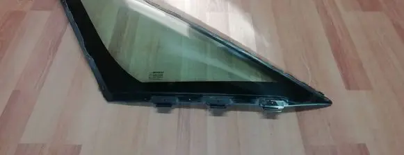 Renault Espace - Grand espace IV Front triangle window/glass 8200041799 DOT39AS2M34 43R000929