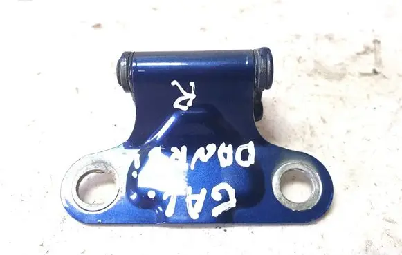 Toyota Avensis T270 Tailgate/trunk/boot hinge