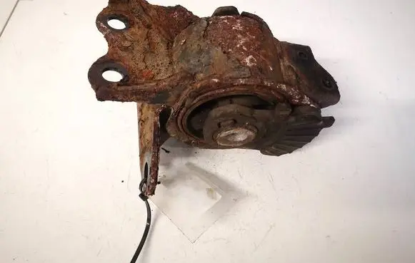 Mazda 6 Engine mount bracket 