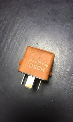 BMW 5 E34 Other relay 1378238