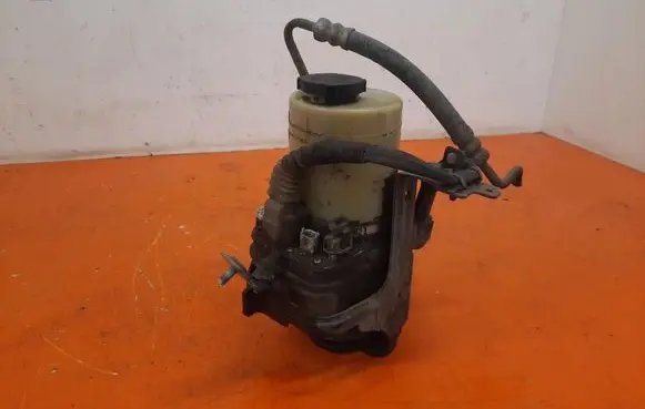 Opel Signum Power steering pump
