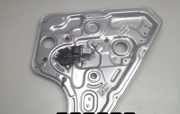 KIA Venga Front door window regulator with motor 
