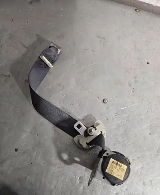 Citroen C-Crosser Rear seatbelt 609213900 21080000