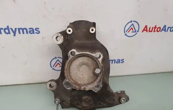BMW 7 E65 E66 Front wheel hub spindle knuckle 6753462 31216753462