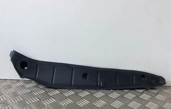Audi A3 8Y Fender end trim 8Y0821111