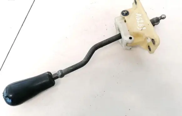 Hyundai Trajet Gear shifter/selector