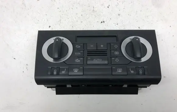 Audi A3 S3 A3 Sportback 8P Climate control unit 8P0820043E
