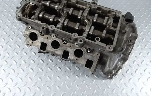Engine head