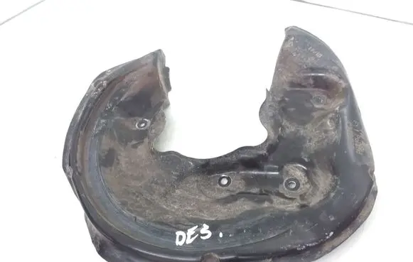 Volkswagen PASSAT B7 Rear brake disc plate dust cover 5N0615612D