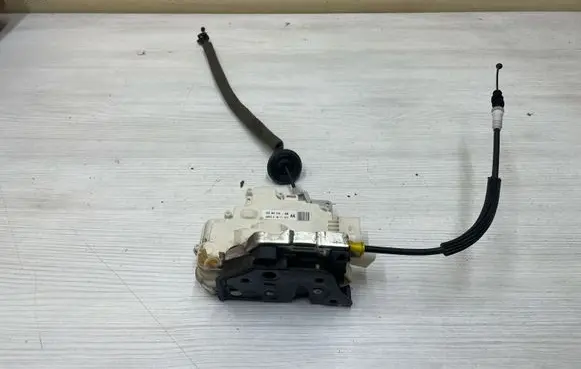 Audi A6 S6 C7 4G Front door lock 4G2837016