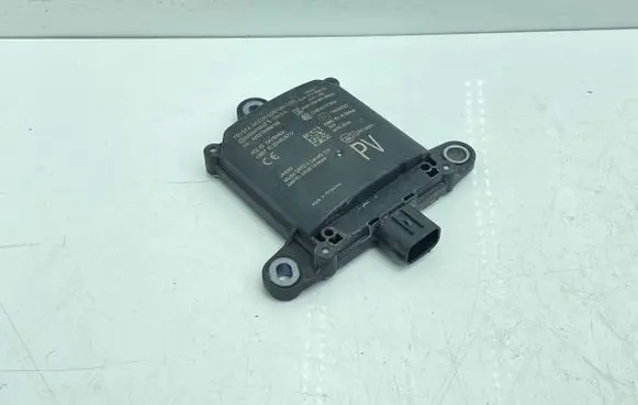 Toyota Prius Prime Blind spot module 8816247040 10R047527 2014DJ5772