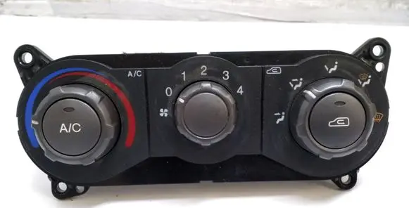 Hyundai Matrix Climate control unit 9725017XXX