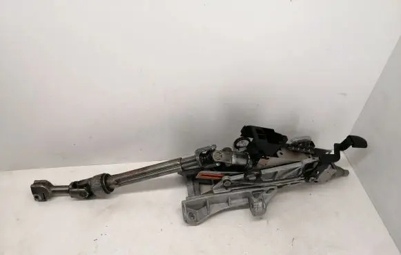 Volvo XC90 Steering wheel axle 31451113 P31551113