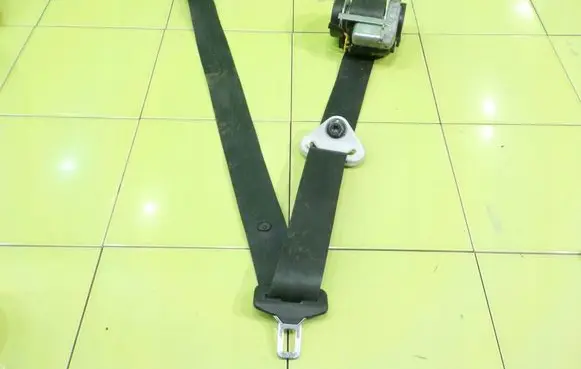 Peugeot 2008 I Front seatbelt PRZOD BEZPIECZENSTWA