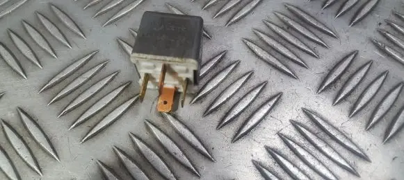 Ford Galaxy Other relay 141951253B 4RA003510-29