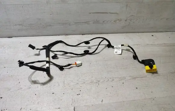 Peugeot 2008 II Seat wiring loom 10XCV01EZZ