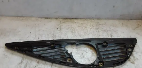 Audi A8 S8 D4 4H Dash center speaker frame 4H1819923A