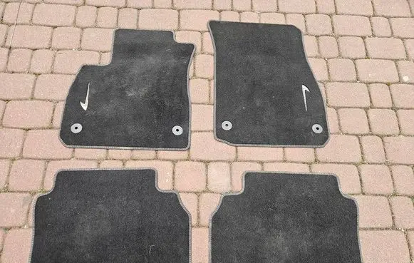 Opel Insignia B Interior carpet 39200608-