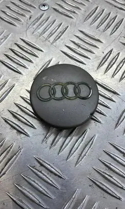 Audi A4 S4 B7 8E 8H Original wheel cap 4B0601170