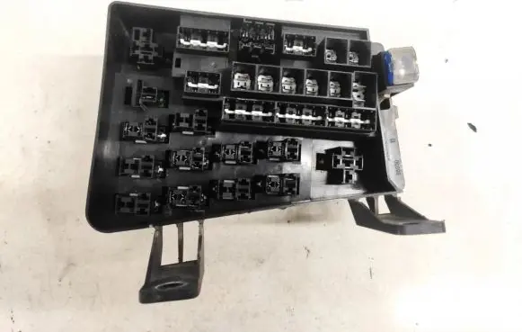 Mitsubishi Space Star Fuse box set