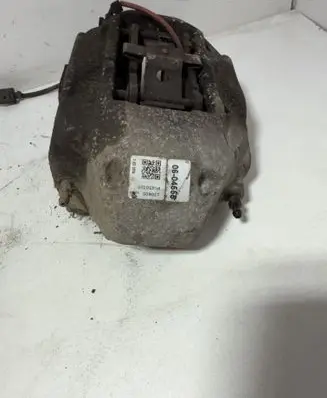 Volkswagen Touareg I Front brake caliper