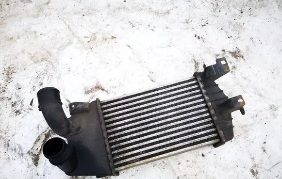 Opel Astra H Intercooler radiator 13240831 wtp9019
