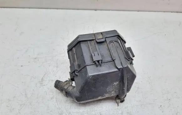Toyota RAV 4 (XA20) Fuse module