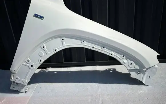 Mazda MX-30 Fender
