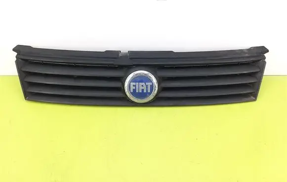 Fiat Stilo Front bumper upper radiator grill 1821920018