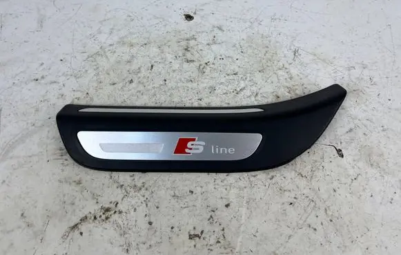 Audi Q5 SQ5 Rear sill trim cover 8R0853375 8R0853375A