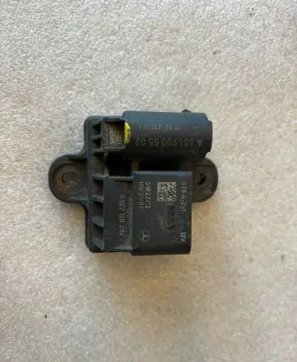 Mercedes-Benz C W204 Glow plug pre-heat relay A6519005502 6519005502