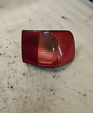 Audi A8 S8 D2 4D Rear/tail lights R292902