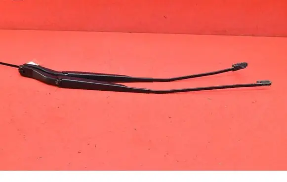 Buick Roadmaster Front wiper blade arm 8200734776